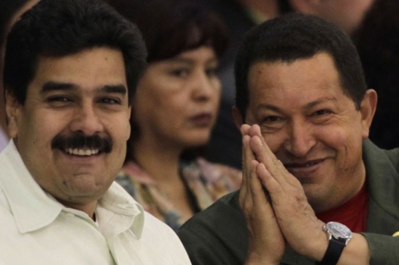 Hugo Chávez y Nicolás Maduro en 2012.