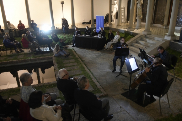 Homenaje de la Academia Nacional de Letras a Ida Vitale. Foto: Marcelo Bonjour