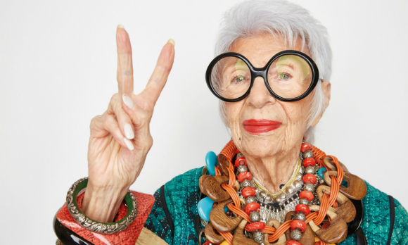 Iris Apfel cumplió 100 años y es la influencer con más edad en el mundo