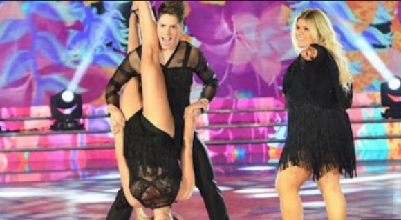 More Rial Hizo Su Debut En Showmatch Bailando Salsa De A Tres Tvshow 14 06 2019 El Pais Uruguay