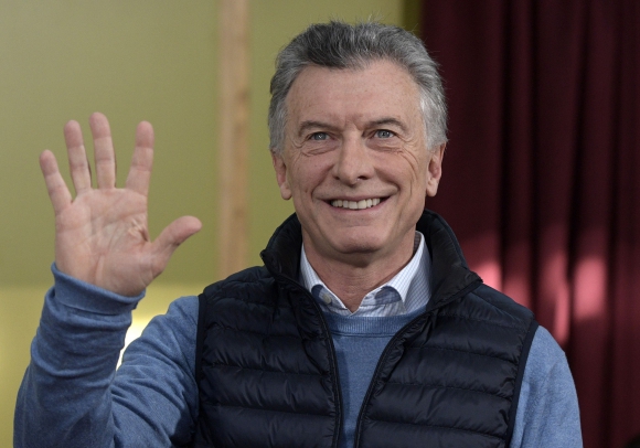 Macri dice que primarias de hoy definirán los próximos 30 años de