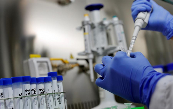 España autoriza su primer ensayo en humanos de una vacuna anticovid -  29/08/2020 - EL PAÍS Uruguay