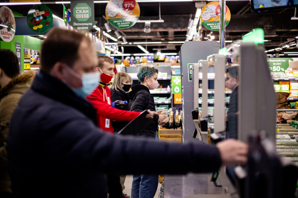 Pago por reconocimiento facial en supermercado de Rusia. Foto: AFP