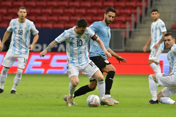 Uruguay 0 1 Argentina La Celeste Y Un Preocupante Debut En La Copa America Ovacion 18 06 2021 El Pais Uruguay