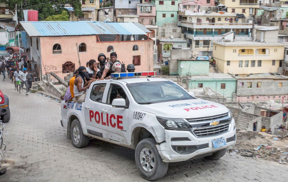 Operativo policial en Puerto Príncipe para encontrar a los asesinos del presidente de Haití. Foto: AFP