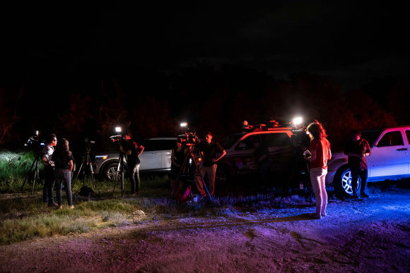 Medios en la catástrofe de Texas. Foto: AFP