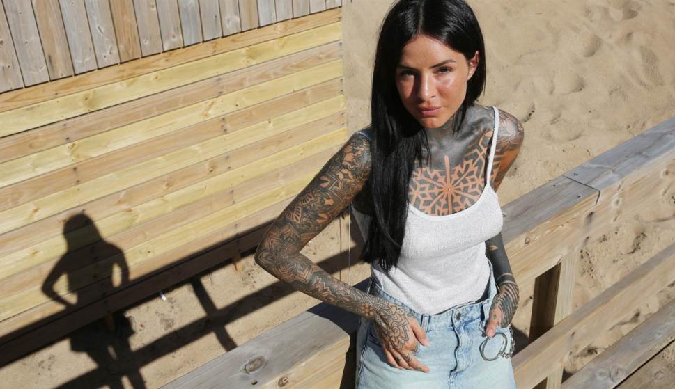 Candelaria Tinelli Canto Para Que La Gente No Piense Que Soy Solo Una Chica Tatuada 06 01 2018 El Pais Uruguay