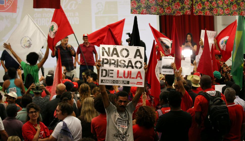Marchas en contra de enviar a Lula a prisión. Foto: Reuters