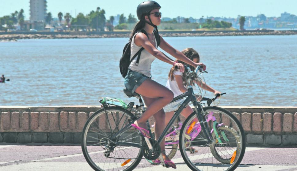 Los beneficios andar en bicicleta: un vehículo e ideal para estos tiempos - Eme - 05/06/2020 - EL PAÍS Uruguay