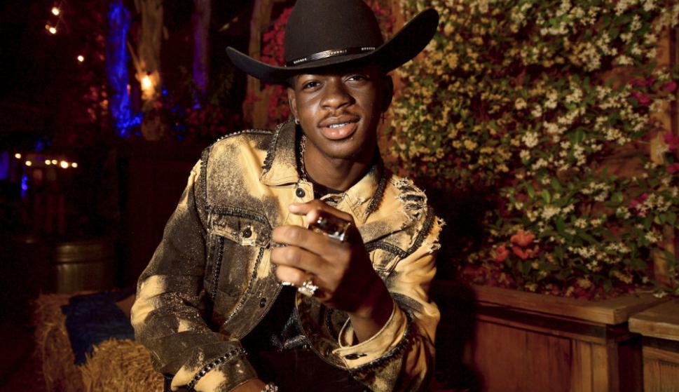 Lil Nas X O Cómo Pasar De Dormir En El Suelo A Ser Rico Y