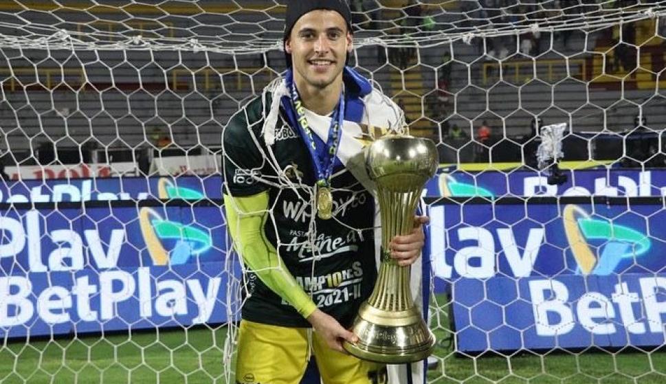De Amores fue campeón en Colombia, Peñarol lo quiere, pero no olvida su  pasado: “esto es una enseñanza de vida” - Ovación - 29/12/2021 - EL PAÍS  Uruguay