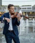 Aldo Cicchini toca el violín desde los 5 años y hoy integra la Orquesta Sinfónica de la RAI. Foto Valeria D’Elia