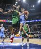 Santiago Vescovi en el partido ante Brasil. Foto: FIBA.